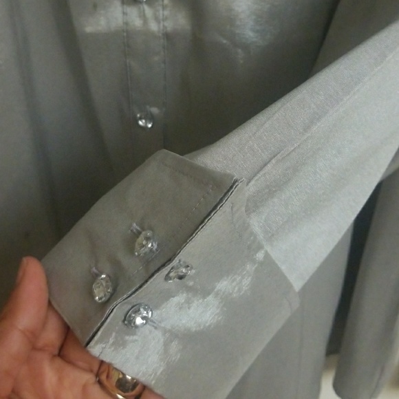 Silver fancy blouse with rhinestone buttons - Picture 3 of 6